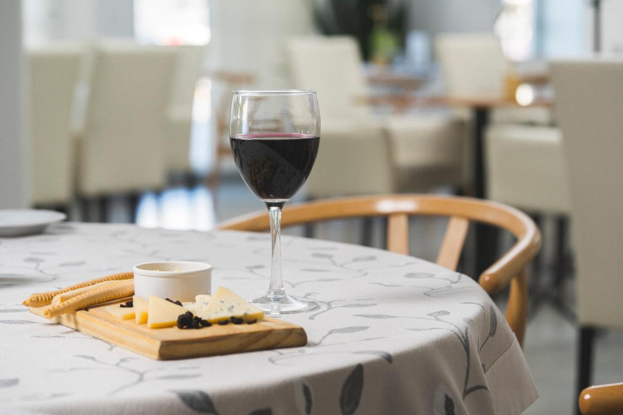 Hotel Tolosa Puerto Madryn Ngoại thất bức ảnh